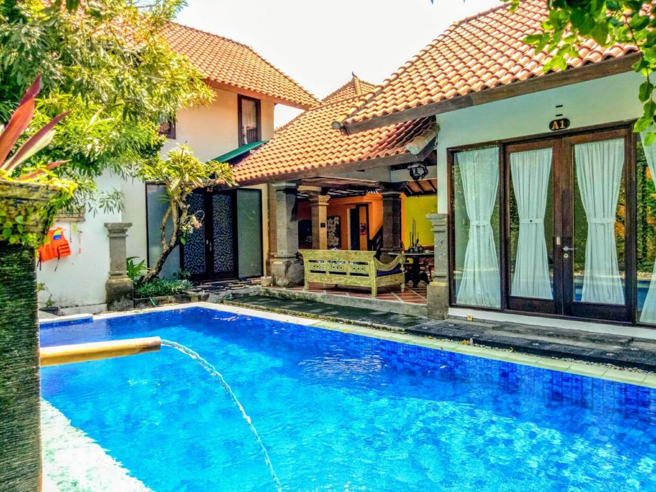 Kelapa Guest House Jimbaran Redpartner Bali Ngoại thất bức ảnh