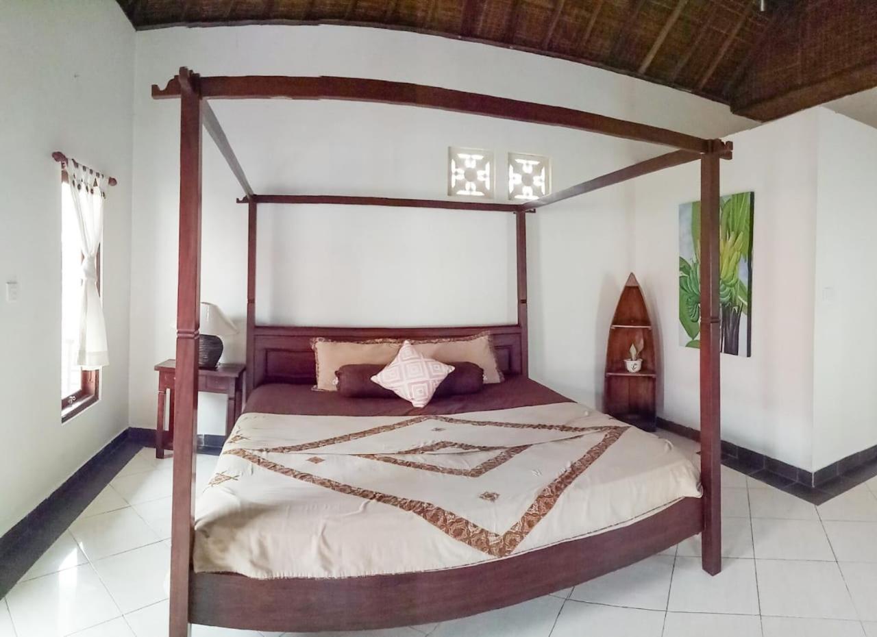 Kelapa Guest House Jimbaran Redpartner Bali Ngoại thất bức ảnh